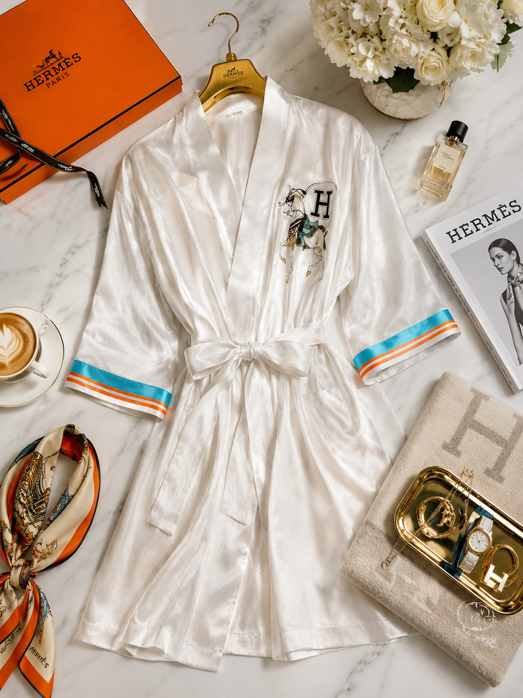 Kimono Élégant avec Ceinture - Satin Luxe Hermes